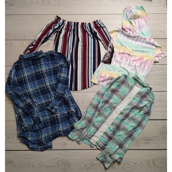 Girls Shirt Bundle(4) - Picture 10 of 10